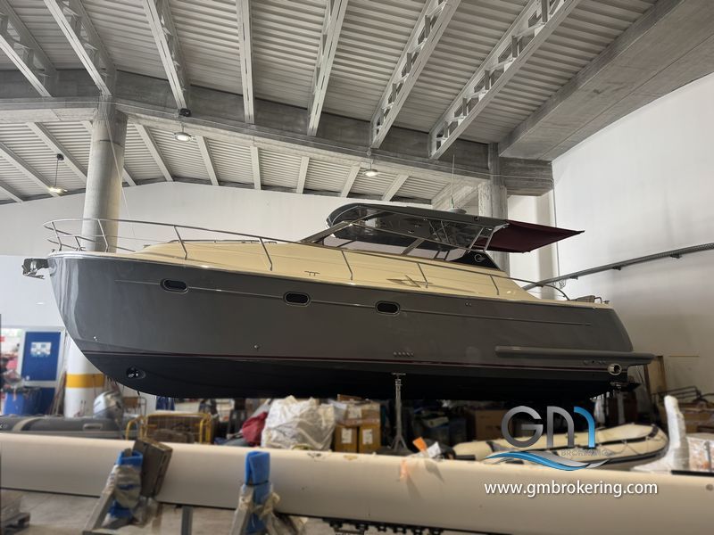 Cantieri Estensi Goldstar 380 America